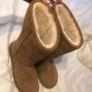 Bearpaw boots